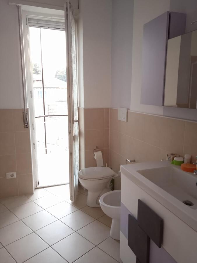 Appartamento Al Lago Da Dany Arona Exterior foto